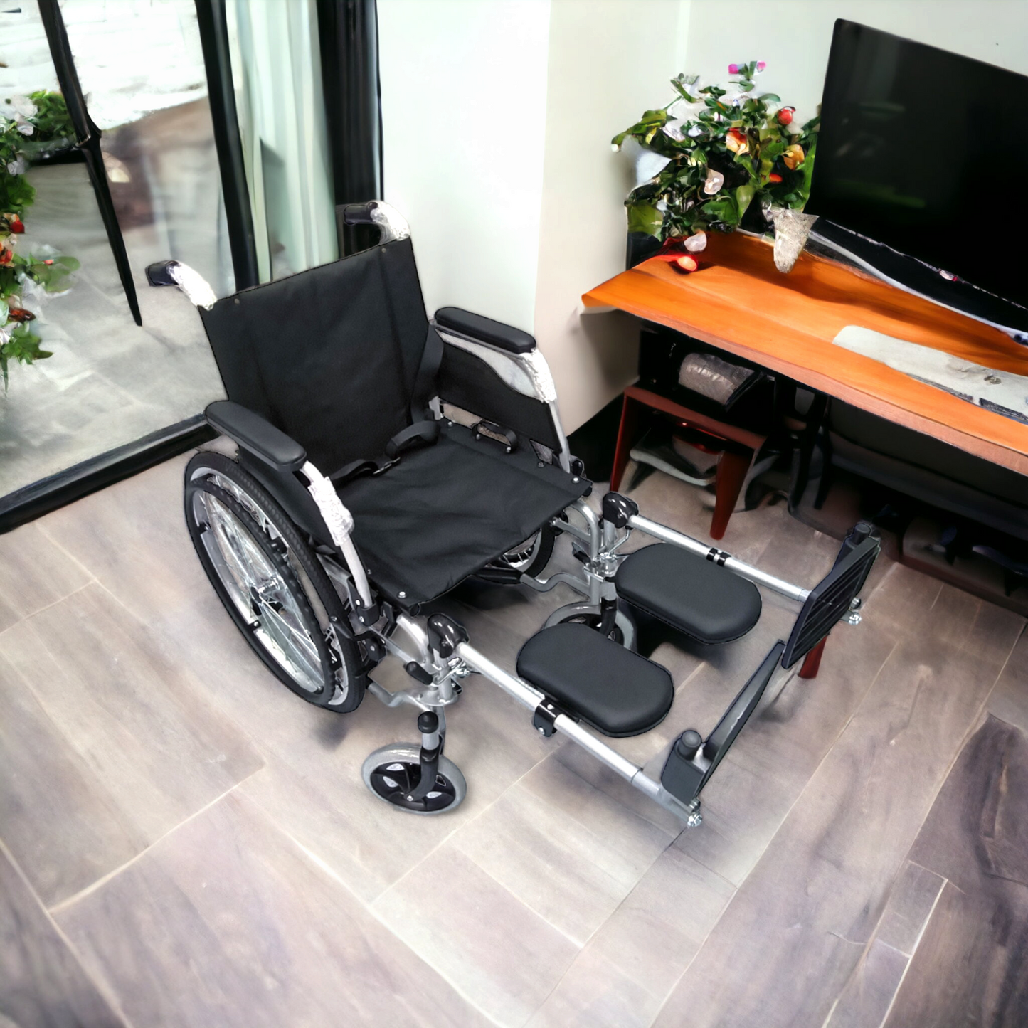 2 Months SGD200 + SGD100 Refundable Deposit - Leg Elevated Wheelchair Rental in Singapore